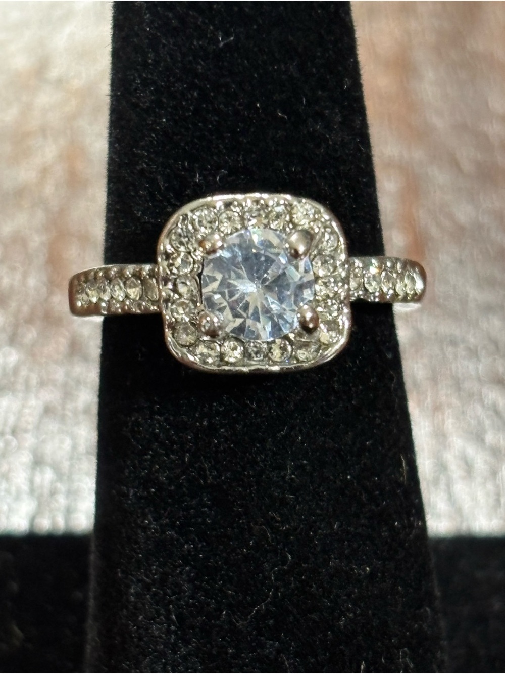 Brilliant Halo Cubic Zirconia Ring - Silver Tone